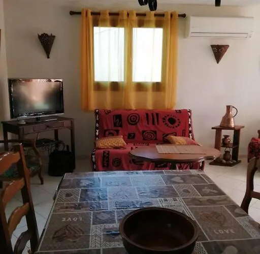 Maison Pres De La Holiday home *